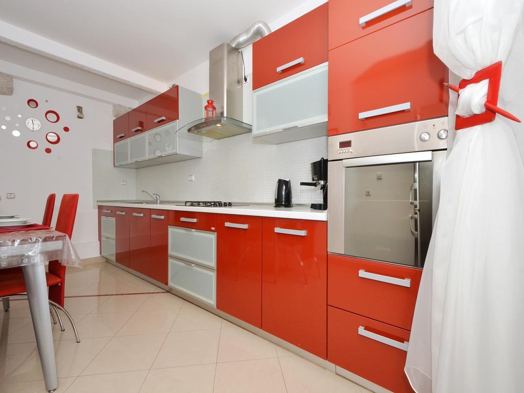 Apartment Nikolina Трогир Екстериор снимка